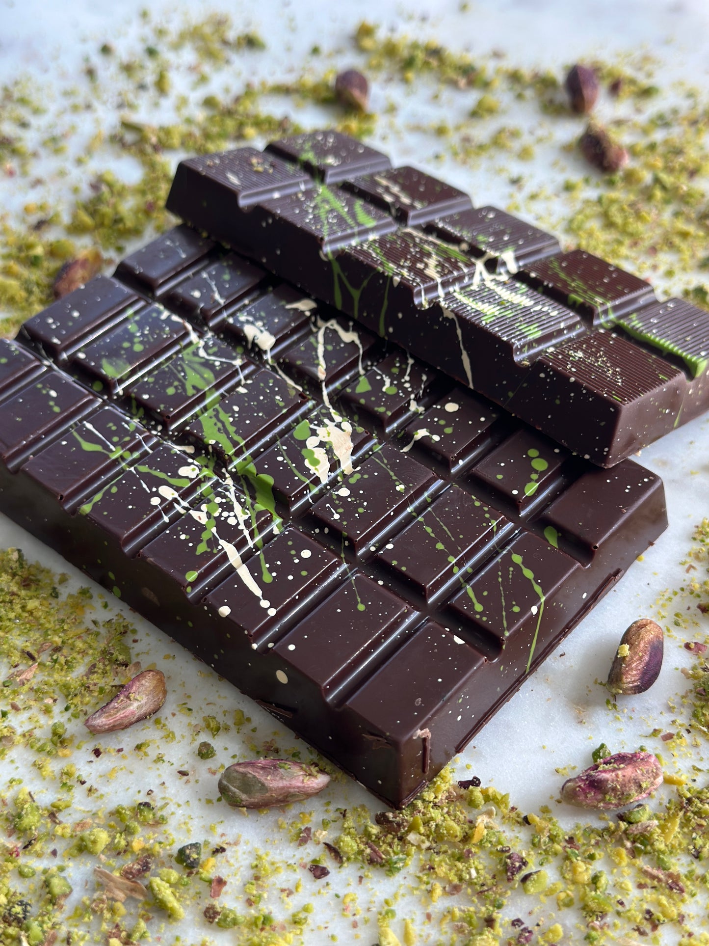 Dark Dubai Pistachio Chocolate – Luxury Gourmet Bar